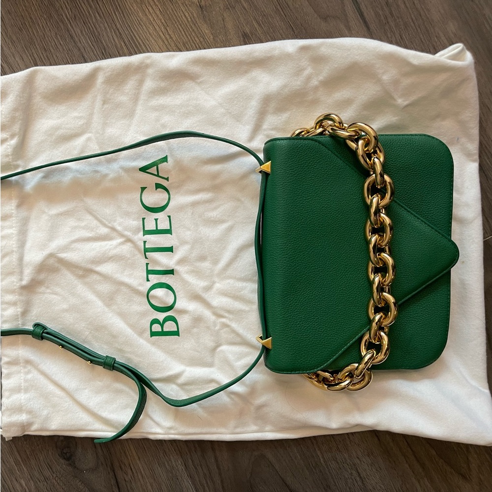 Bottega Veneta Large Mount Green Crossbody Bag - Picture 15 of 15